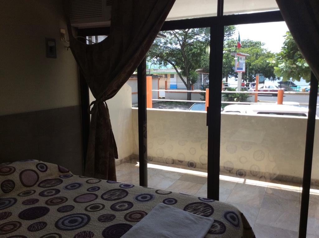 كاتيماكو Hotel Juros الغرفة الصورة
