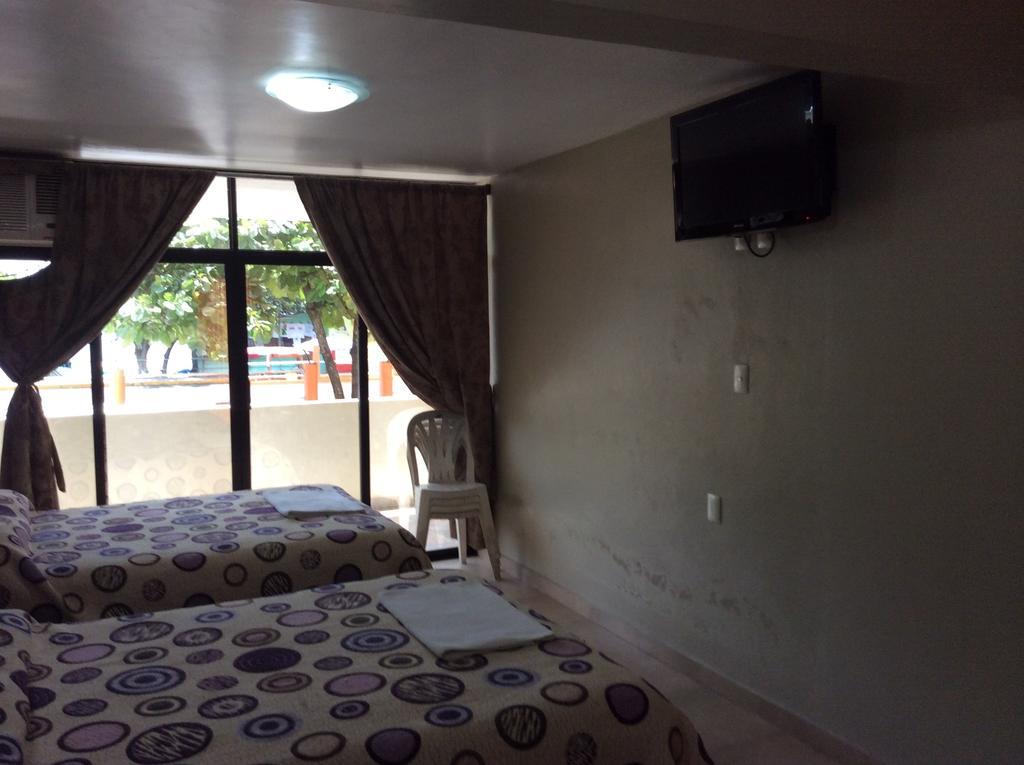كاتيماكو Hotel Juros الغرفة الصورة