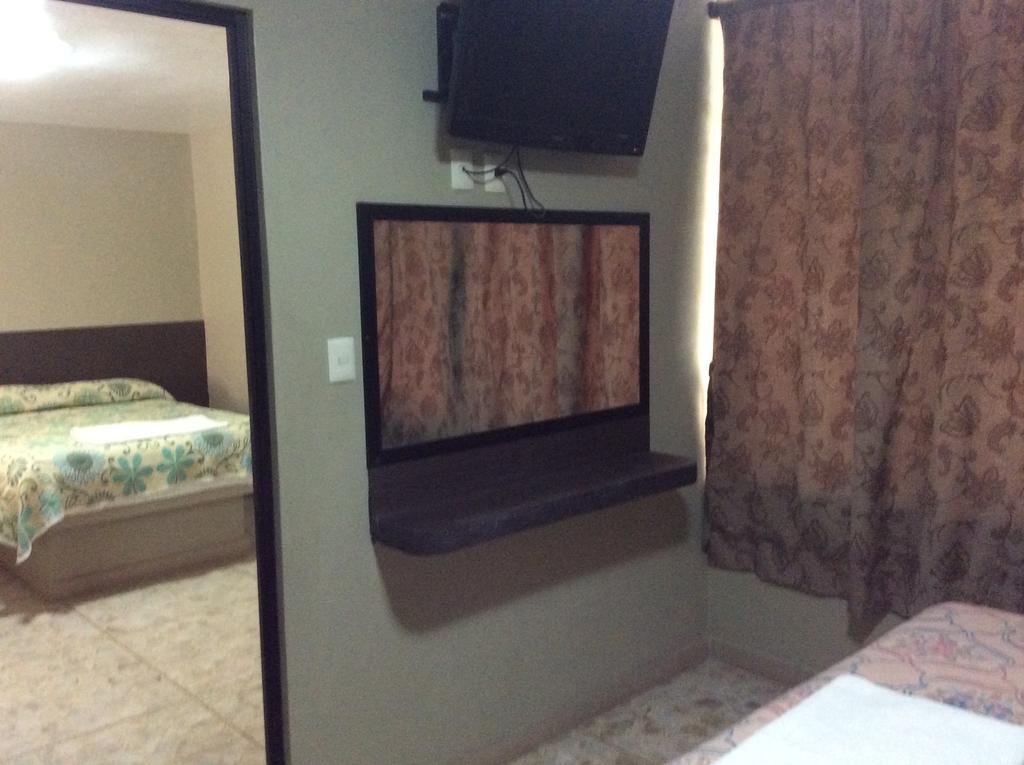 كاتيماكو Hotel Juros الغرفة الصورة